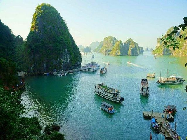 Cycling Tour Northern Vietnam from Ninh Binh, Cat Ba, Halong Bay 4 Days